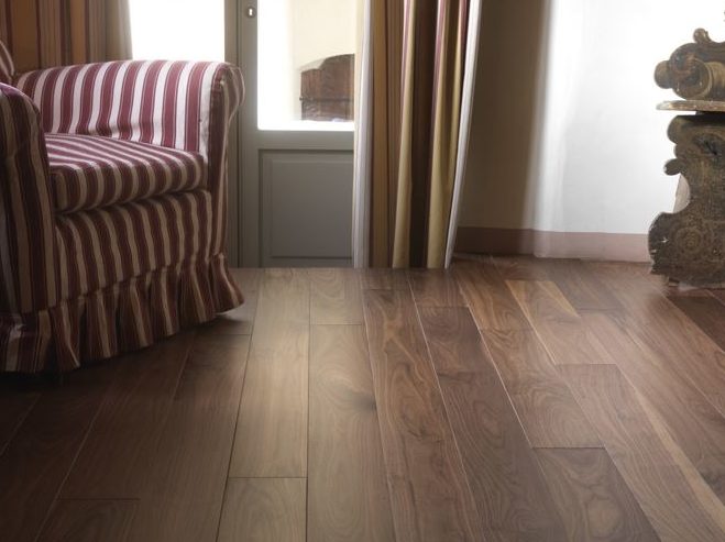 GIʎNT® Solid wood flooring with OIL-UV Lacquer